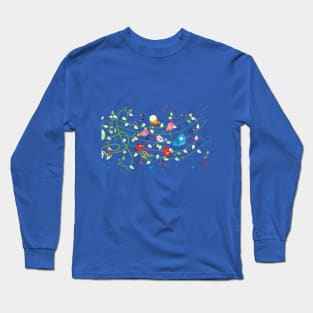 Birds perching on stave Long Sleeve T-Shirt